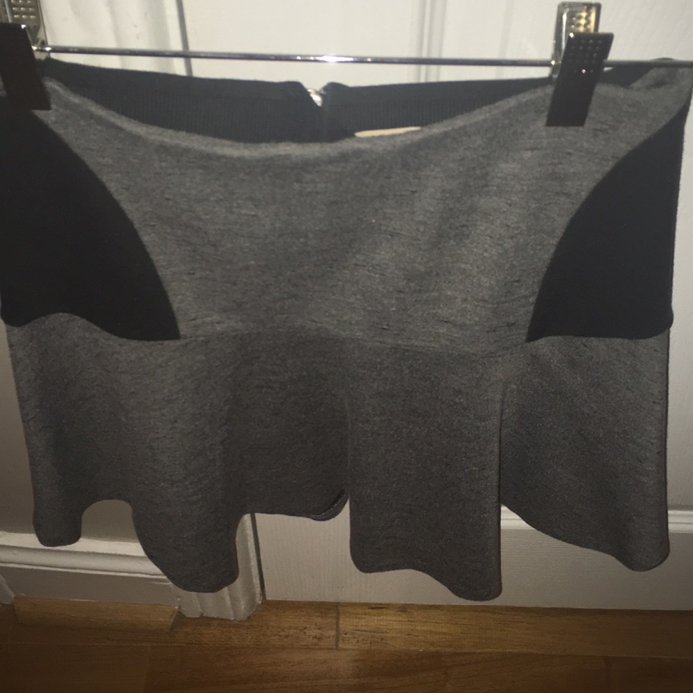 Skirt.  Wilfred size 2